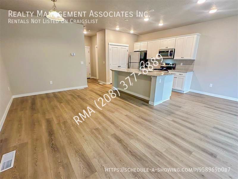 412 N Traquair Ln - Photo 4 of 17