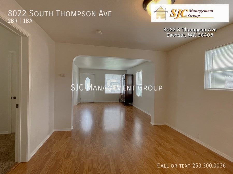 8022 S Thompson Ave - Photo 2 of 18