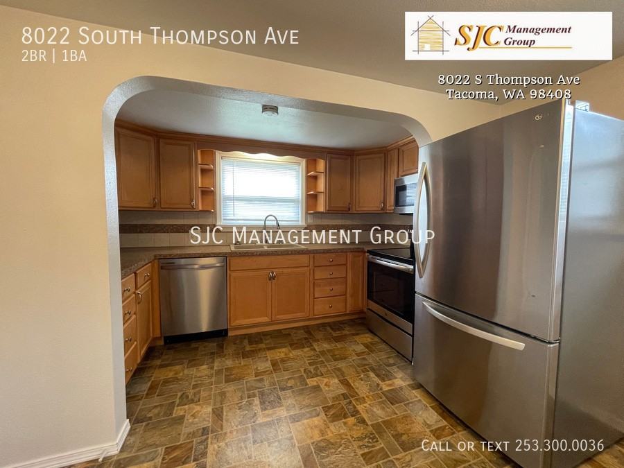 8022 S Thompson Ave - Photo 7 of 18