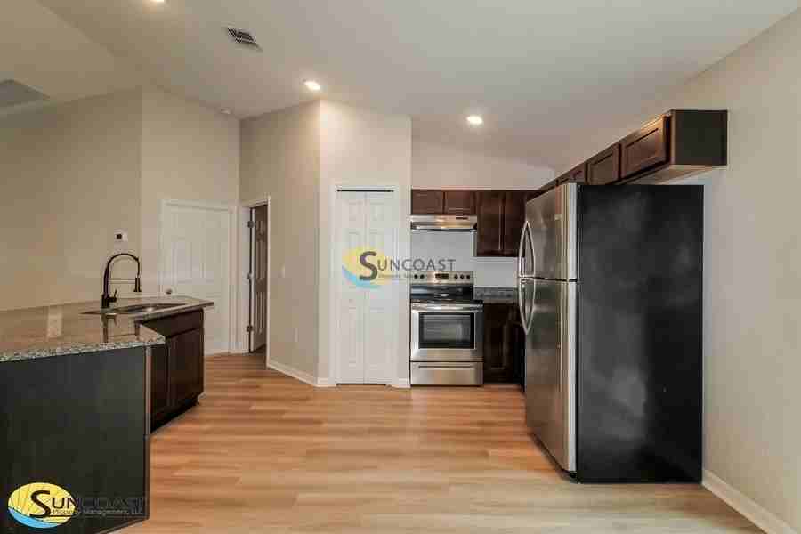 11 Aspen Dr - Photo 4 of 16