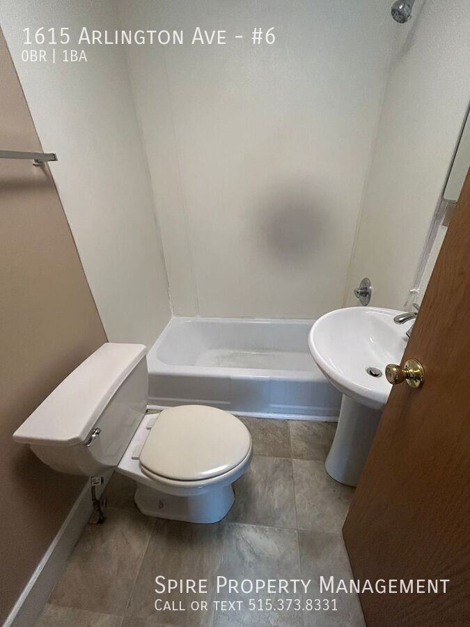 1615 Arlington Ave #6 - Photo 2 of 4