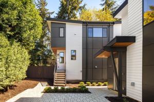 featured image of 106 6th St S