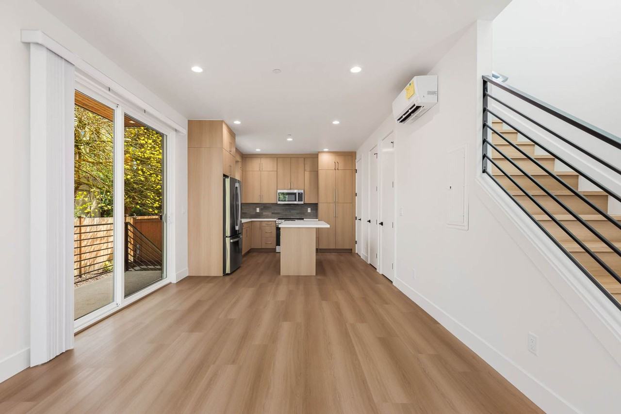 106 6th St S - Photo 5 of 22