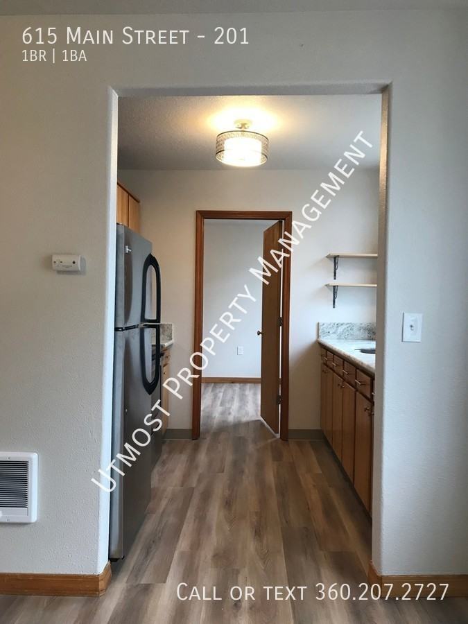 615 Main St #201 - Photo 5 of 12