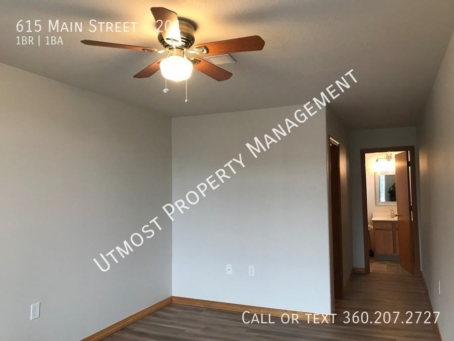 615 Main St #201 - Photo 7 of 12