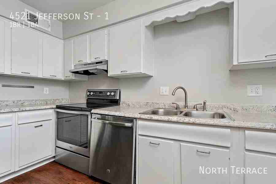 4521 Jefferson St #1