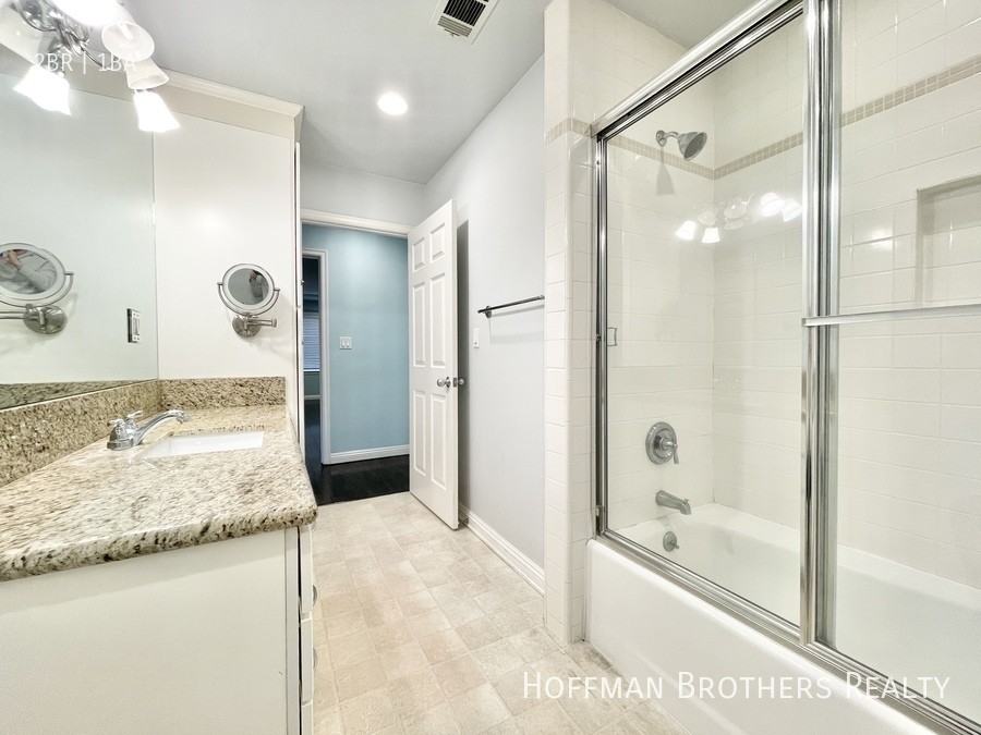 806 N Las Palmas Ave - Photo 6 of 10