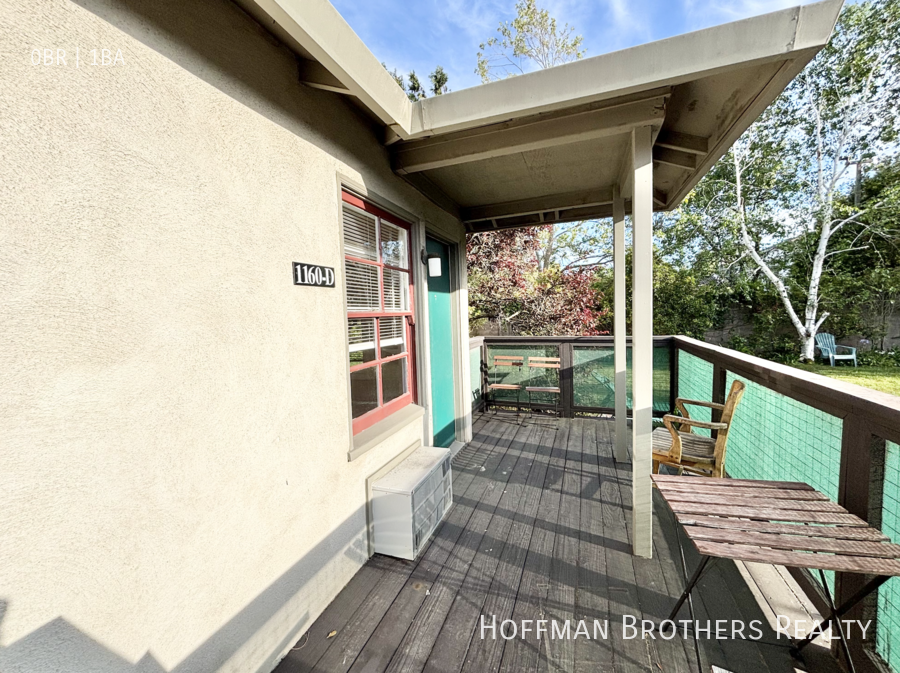 1146 Hearst Ave #C - Photo 3 of 5