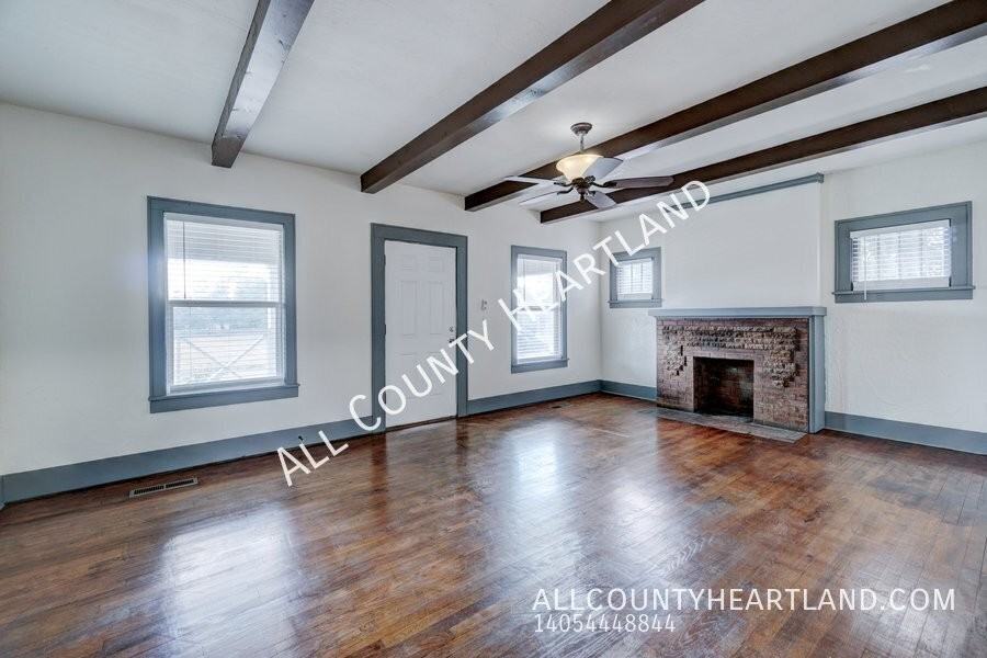 801 Nw 90th St - Photo 2 of 14