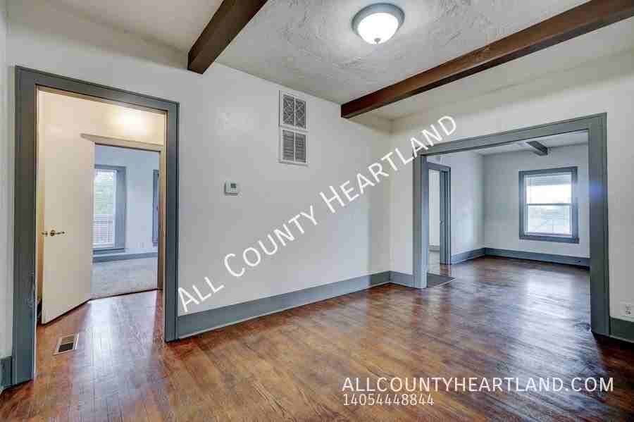 801 Nw 90th St - Photo 4 of 14