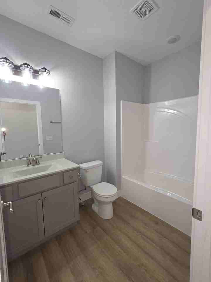 1738 Sierra St #NA - Photo 2 of 11