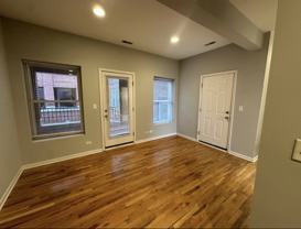 4720 N Bernard St #2E - Photo 1 of 1