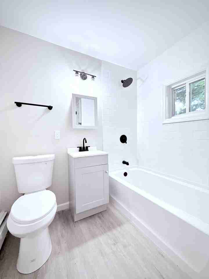 39 Southfield Ave #A - Photo 2 of 12