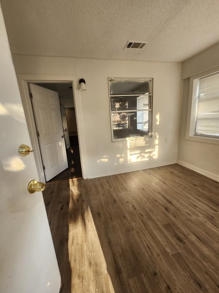 3444 Martin Luther King Jr Dr #NA - Photo 3 of 14