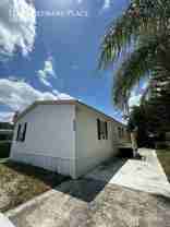 11832 Leeward Pl #B - Photo 1 of 1