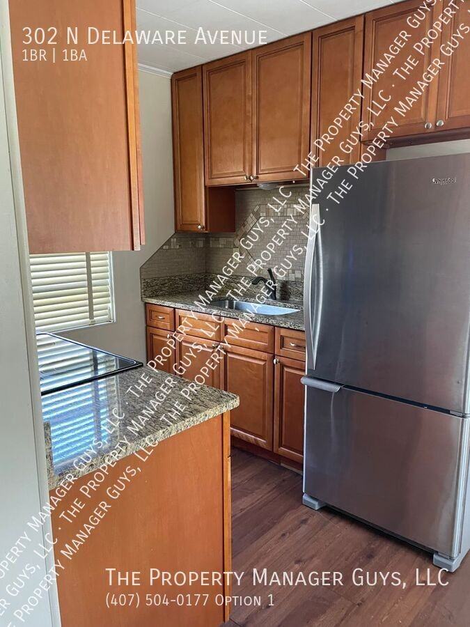 302 N Delaware Ave - Photo 6 of 14