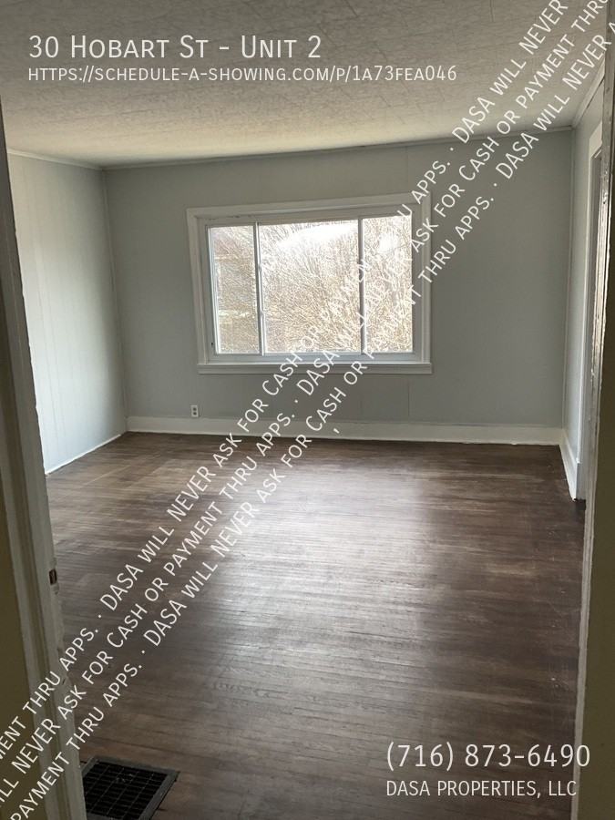 30 Hobart St #2 - Photo 2 of 8