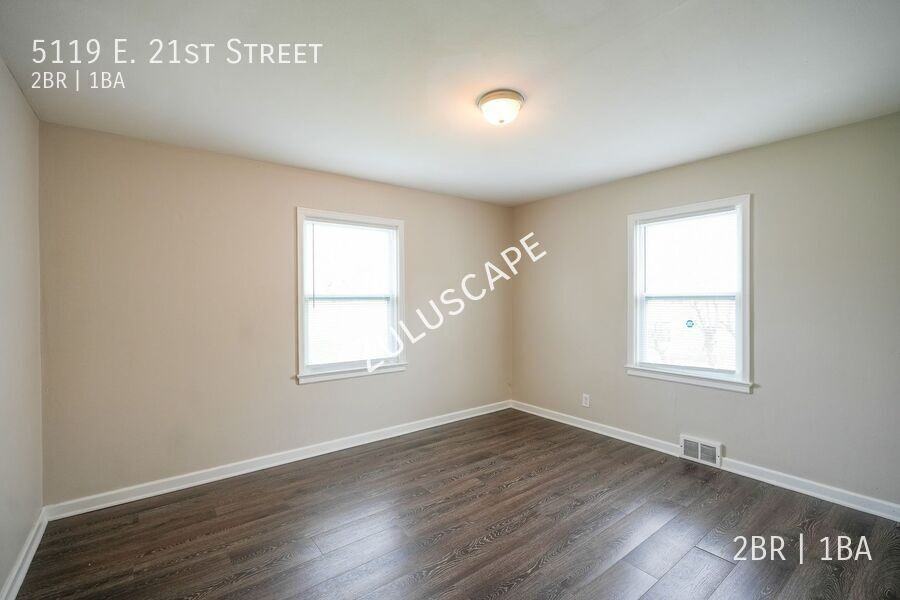 5119 E 21st St - Photo 6 of 18