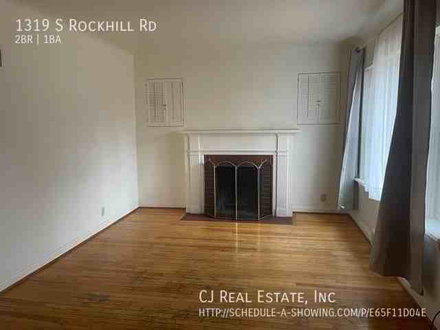 1319 S Rock Hill Rd - Photo 2 of 10