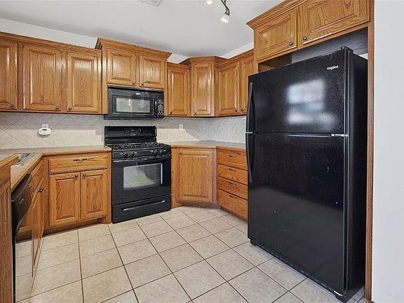 810 Kc Ct #NA - Photo 2 of 20