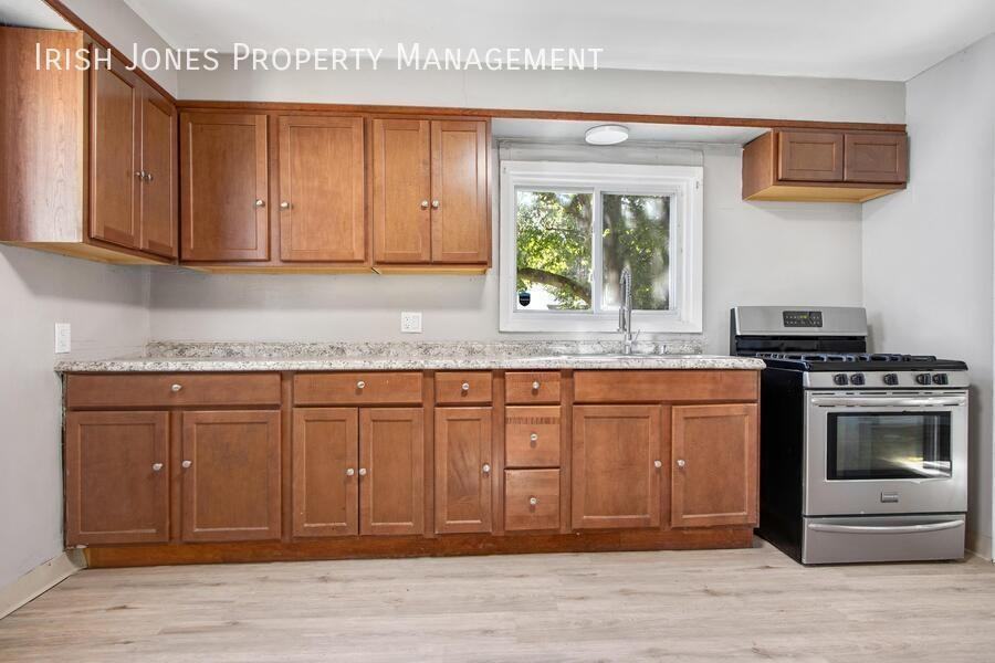 375 Hampshire St - Photo 5 of 19