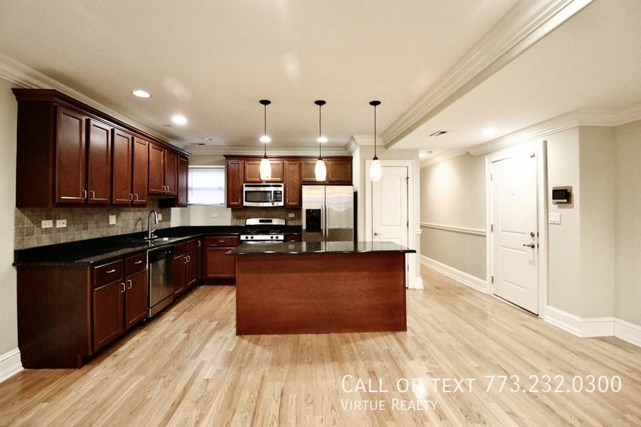 5528 S Indiana Ave #G - Photo 2 of 21