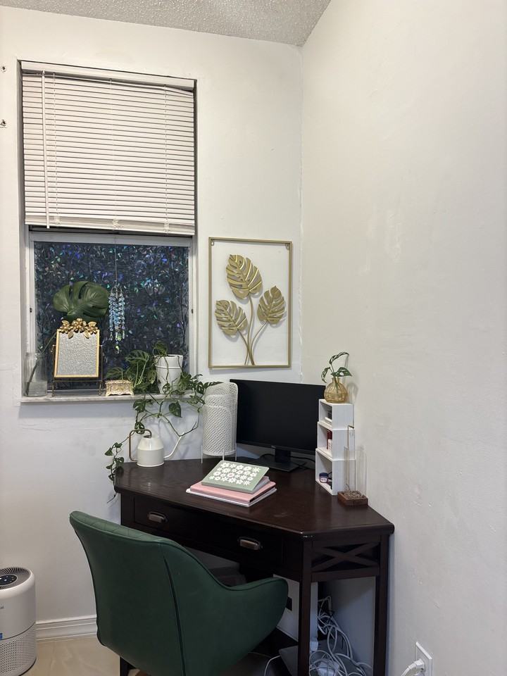 215 Calabria Ave #9 - Photo 5 of 11