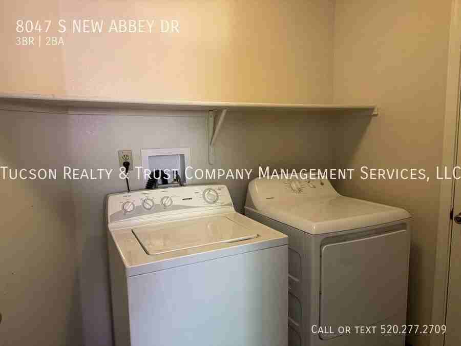 8047 S New Abbey Dr - Photo 7 of 17