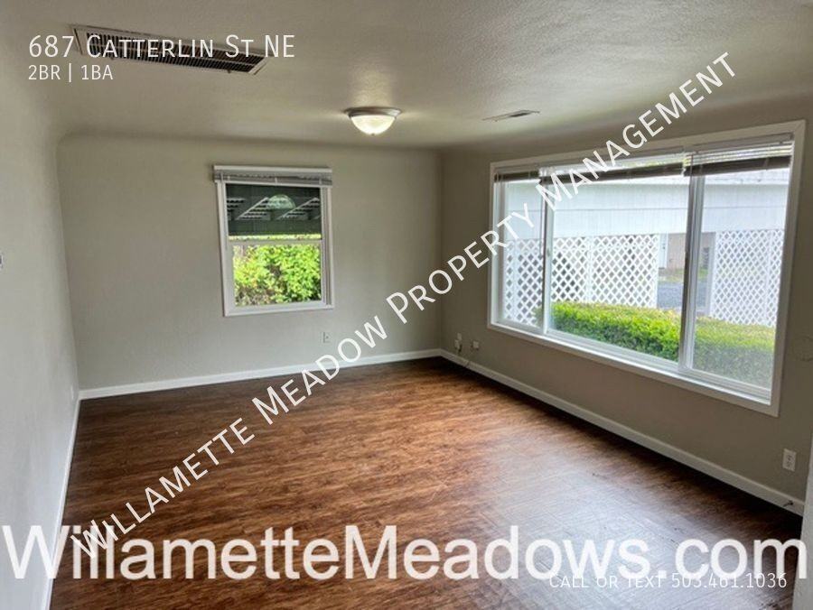 687 Catterlin St Ne - Photo 6 of 23