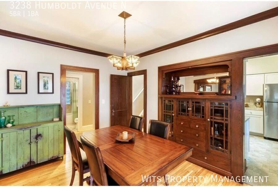 3238 Humboldt Ave N - Photo 4 of 21