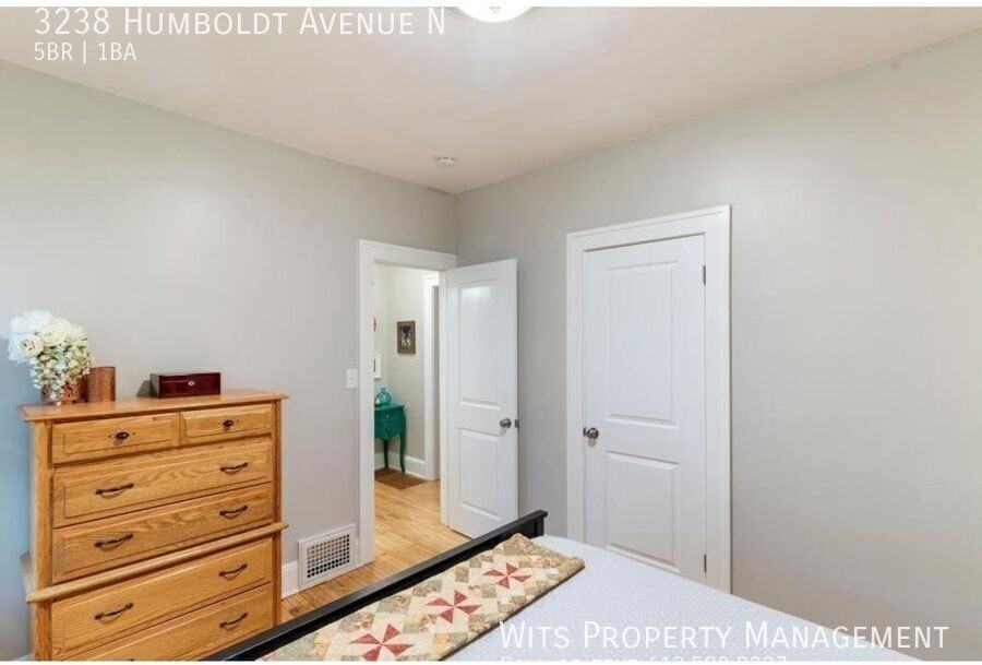 3238 Humboldt Ave N - Photo 7 of 21