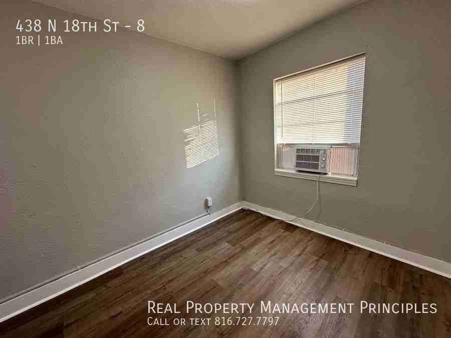 438 N 18th St #8 - Photo 7 of 8