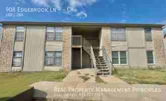 featured image of 908 S Edgebrook Ln #C