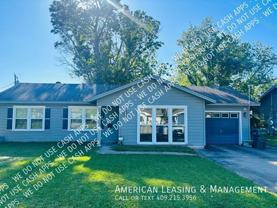 695 Peyton Dr - Photo 1 of 1