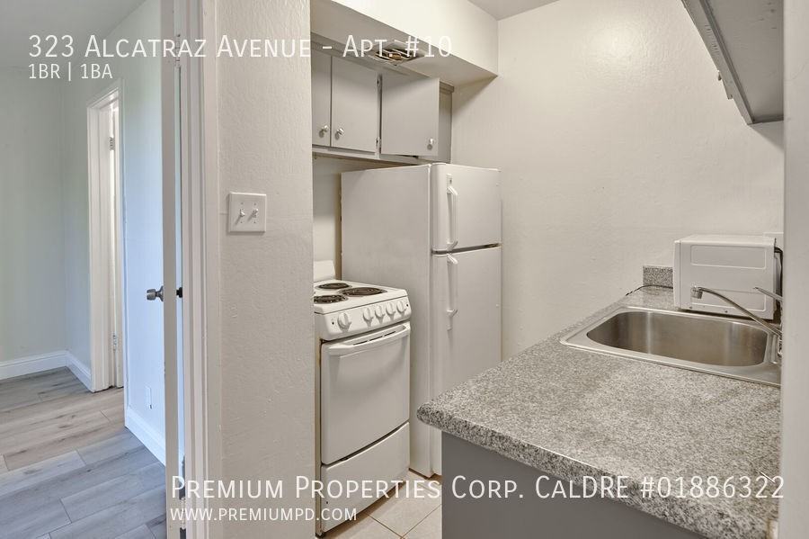 323 Alcatraz Ave #10 - Photo 6 of 19