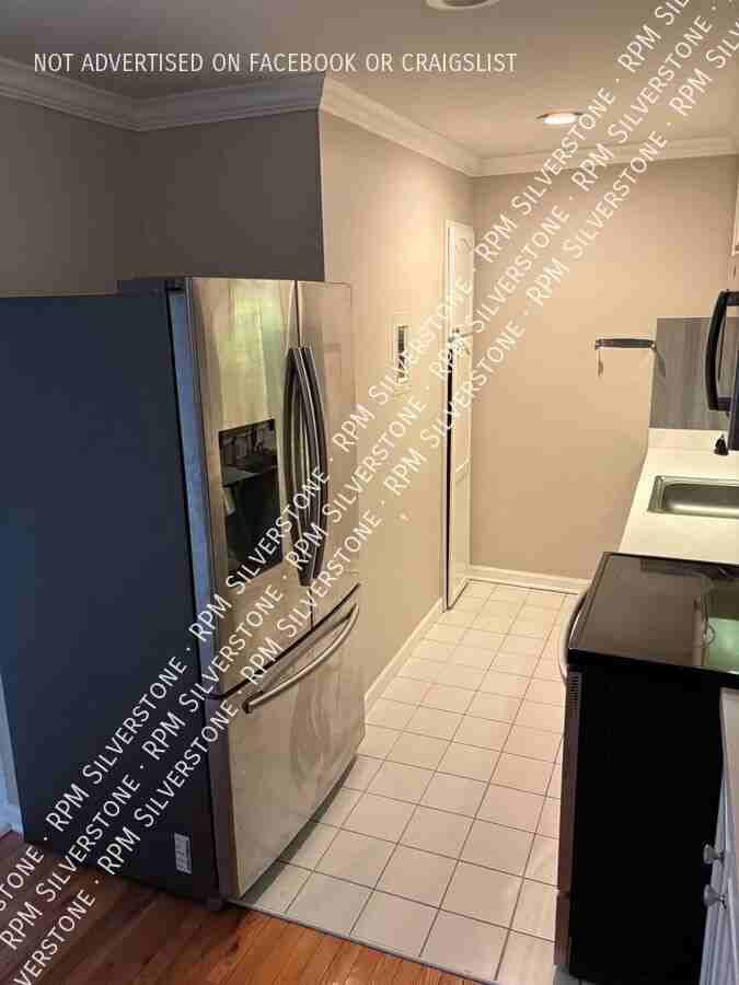 801 Plate St #103 - Photo 6 of 14