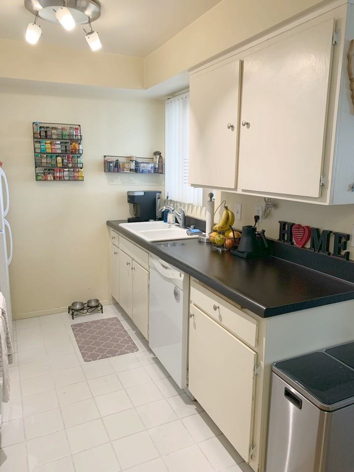 10521 National Blvd #114 - Photo 3 of 4