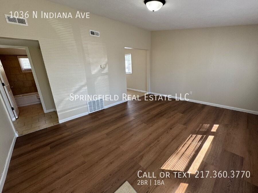 1036 N Indiana Ave - Photo 3 of 13