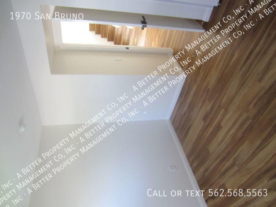 1970 San Bruno - Photo 7 of 36