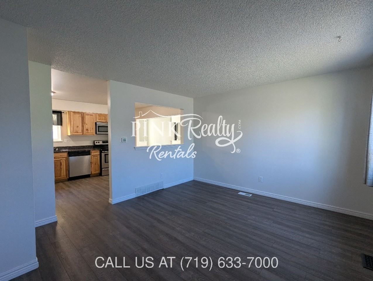 4026 Shelley Ave - Photo 2 of 33