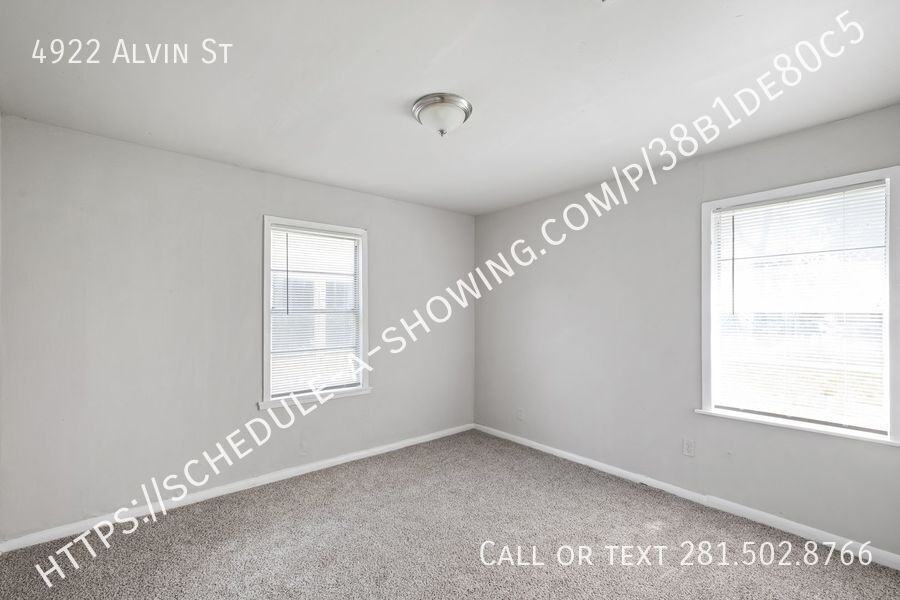 4922 Alvin St - Photo 7 of 10