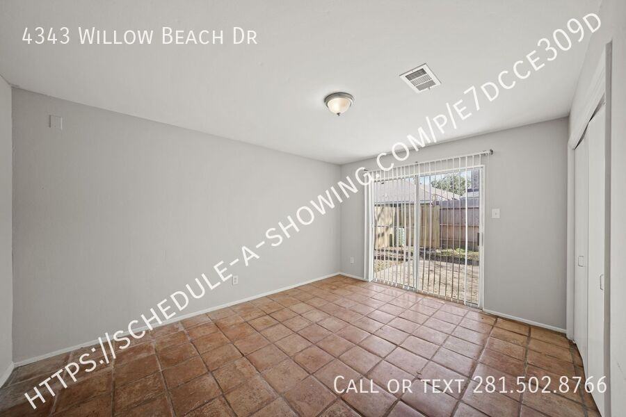 4343 Willow Beach Dr - Photo 6 of 10