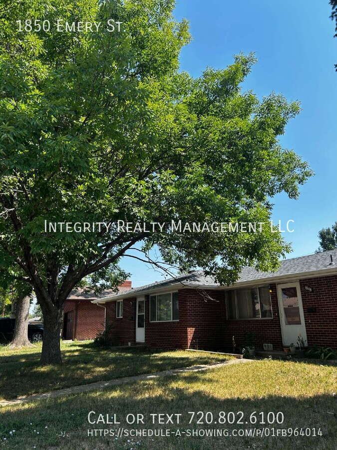 1850 Emery St - Photo 2 of 12