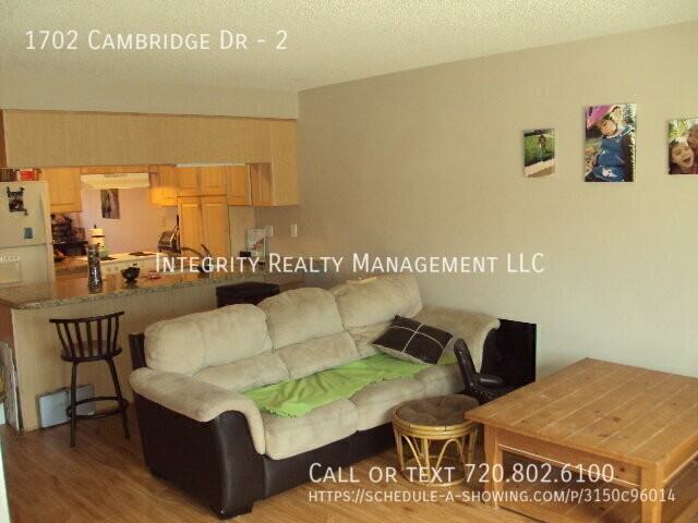 1702 Cambridge Dr #2 - Photo 6 of 19