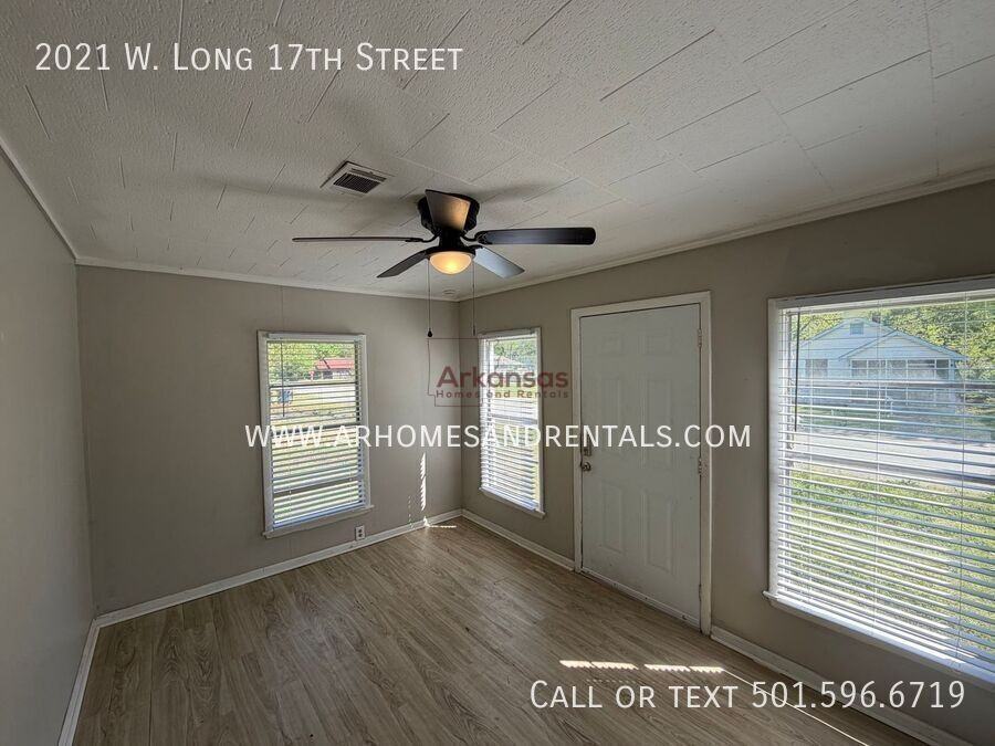 2021 W Long 17th St - Photo 2 of 15