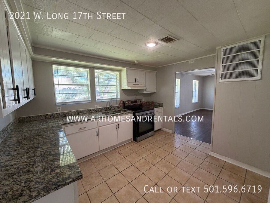 2021 W Long 17th St - Photo 6 of 15