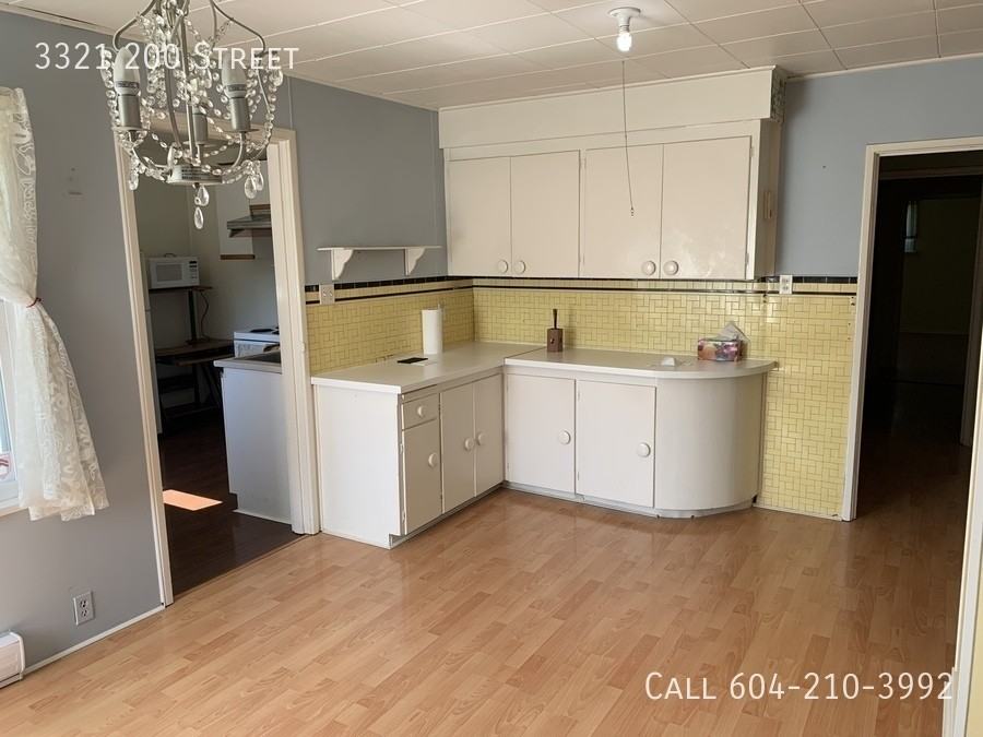 3321 200 St - Photo 5 of 18