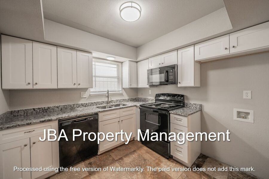 1761 Belshire Ct - Photo 6 of 34