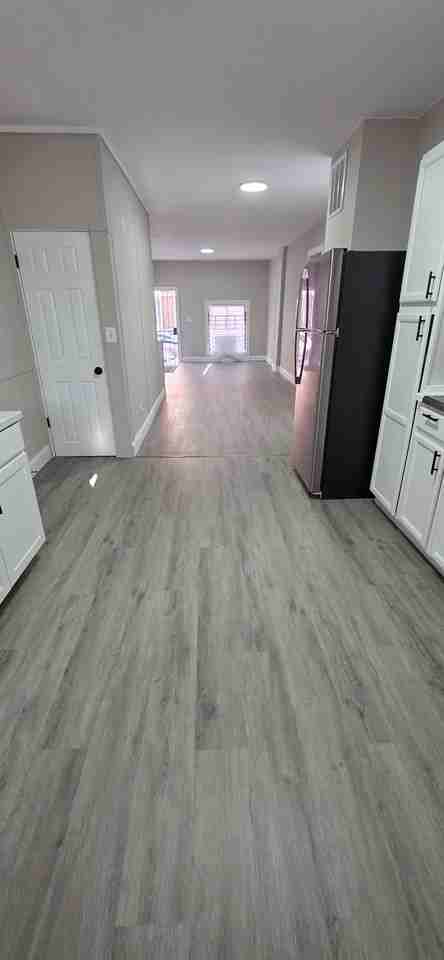 700 N Streeper St - Photo 7 of 19