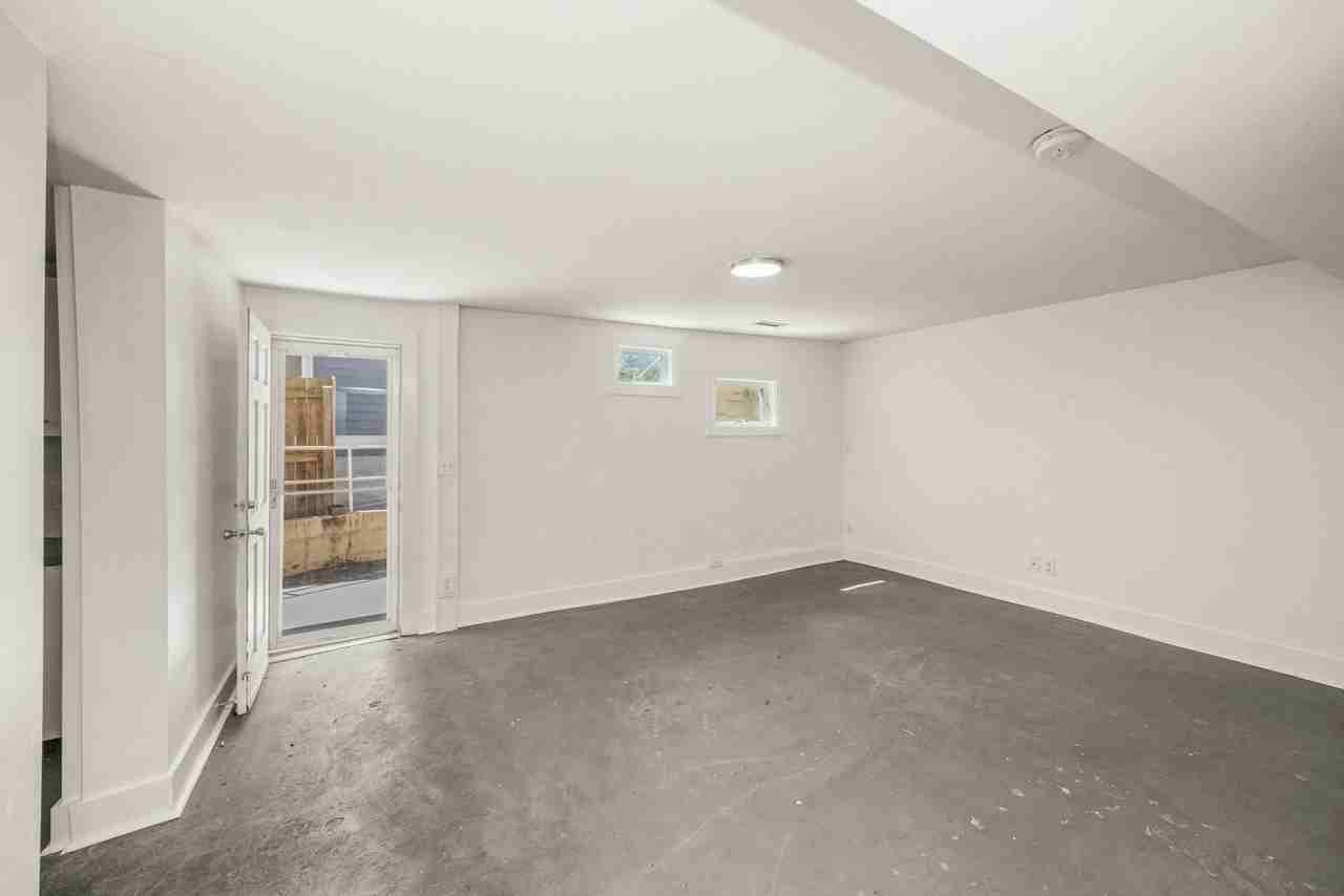 611 S 14th St #C - Photo 5 of 28